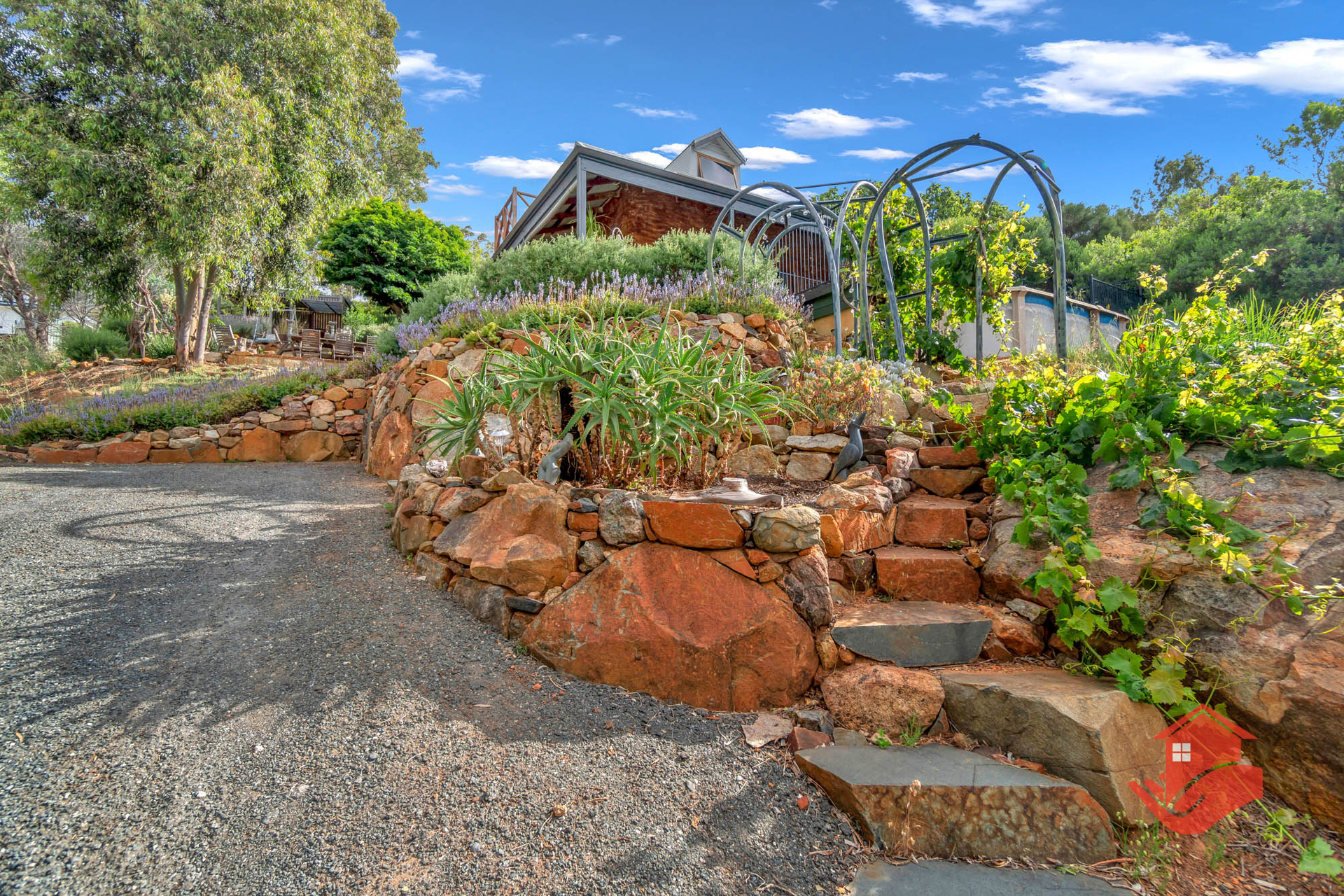 51 Hilltop Place, Kelmscott - Thumbnail 4