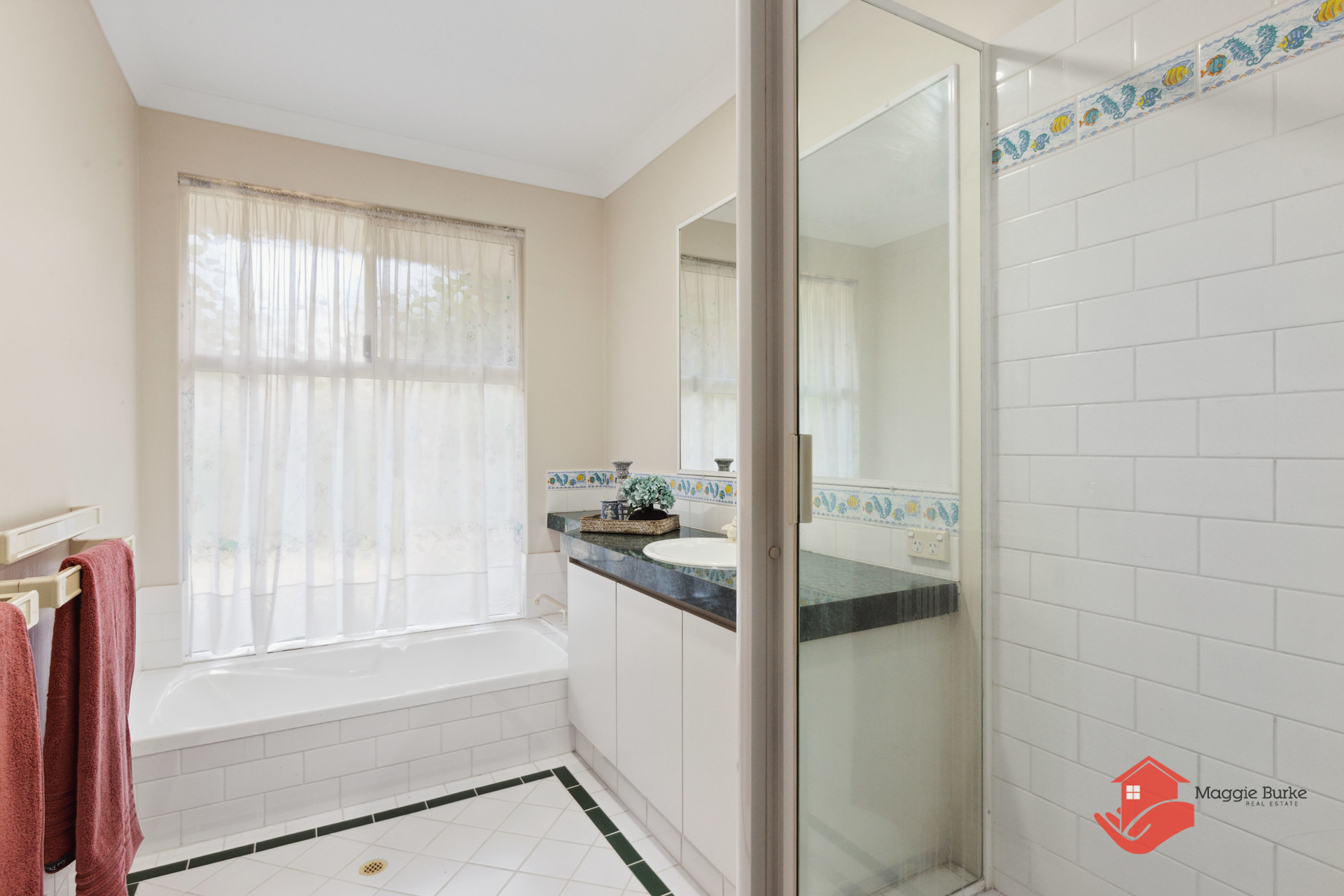 94 Amethyst Crescent, Mount Richon - Thumbnail 8
