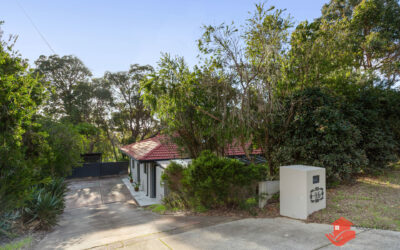 15 Harrison Road, Mount Richon  WA  6112